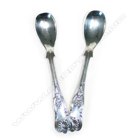 A pair of Edw silver King's pattern mustard spoons, Birmingham 1905 by James Deakin & Sons.