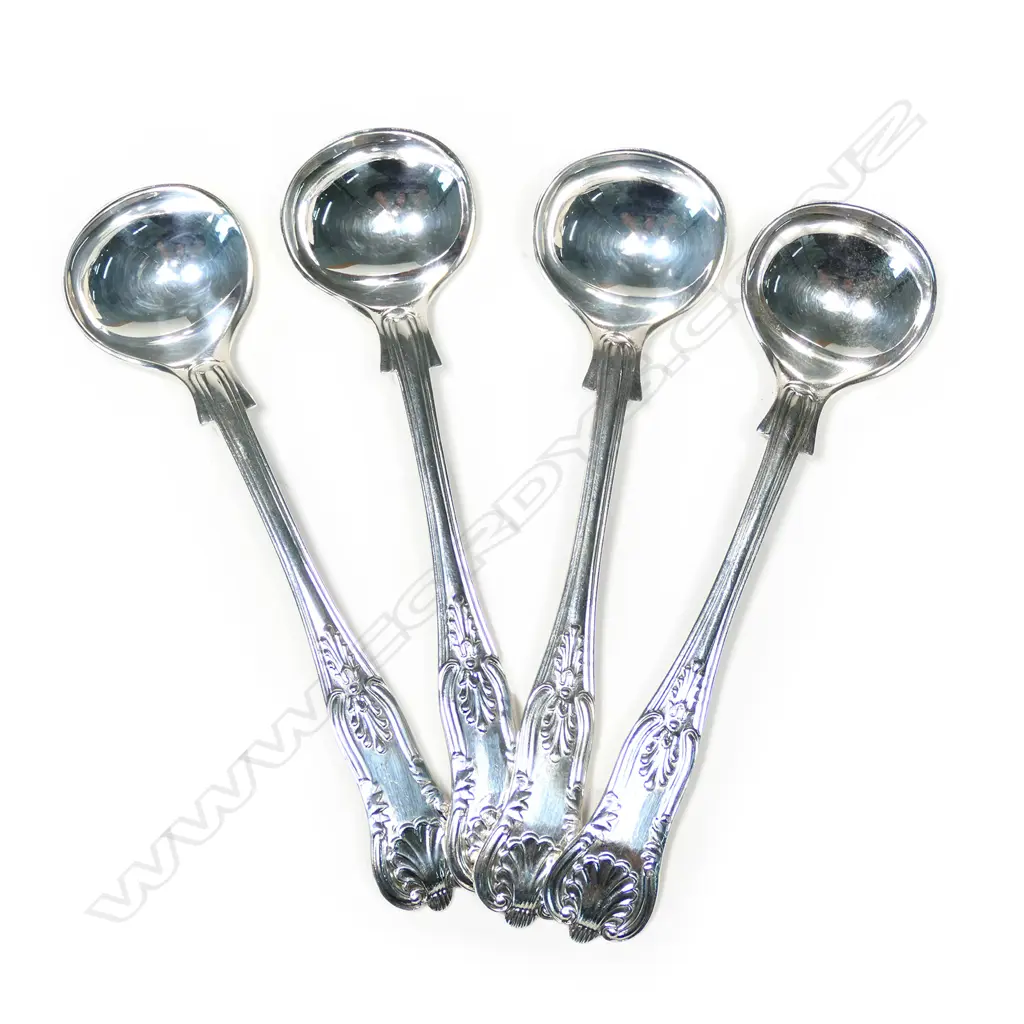 A set of four Edw. silver King's pattern salt spoons, Birmingham 1905 by James Dixon & Sons Image 1++