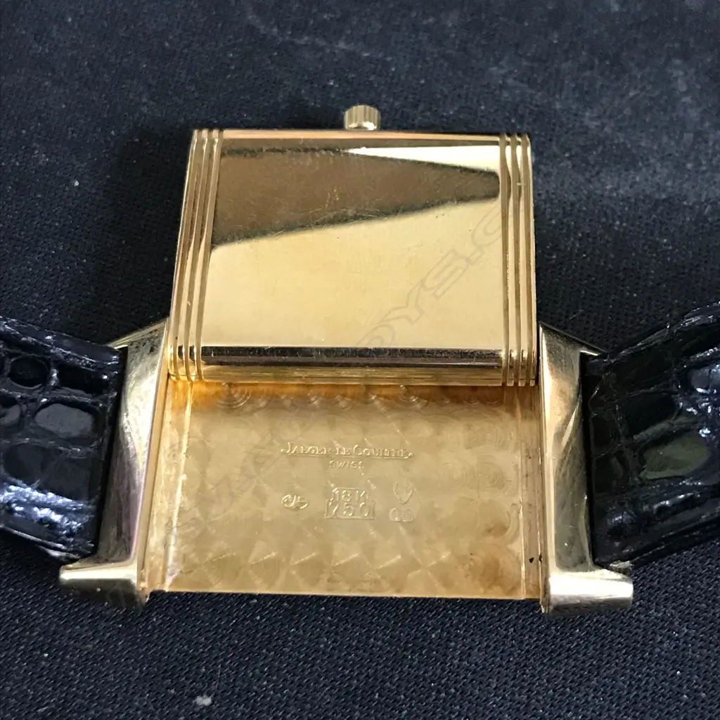 An 18ct gold Jaeger-LeCoultre 'Reverso' Classique wristwatch Image 1++