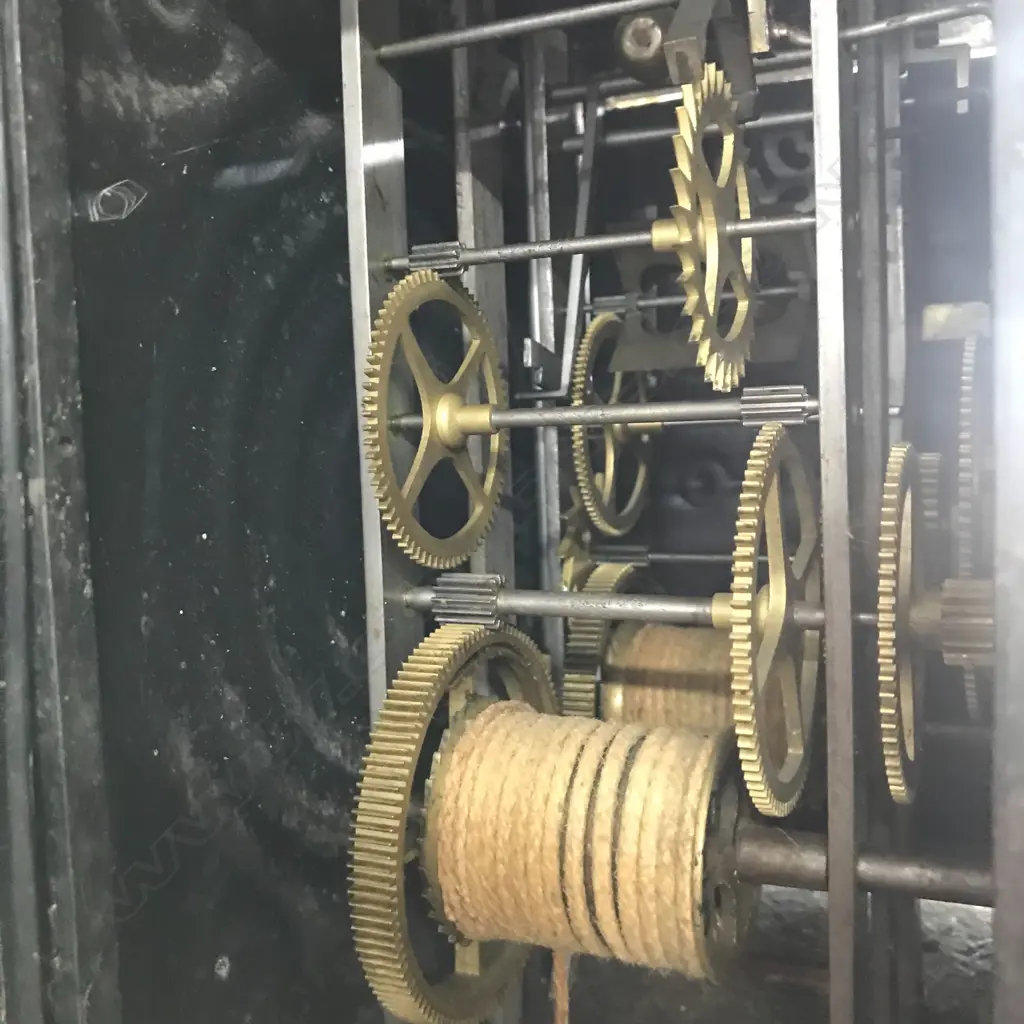 A French comptoise wall clock, Image 1++