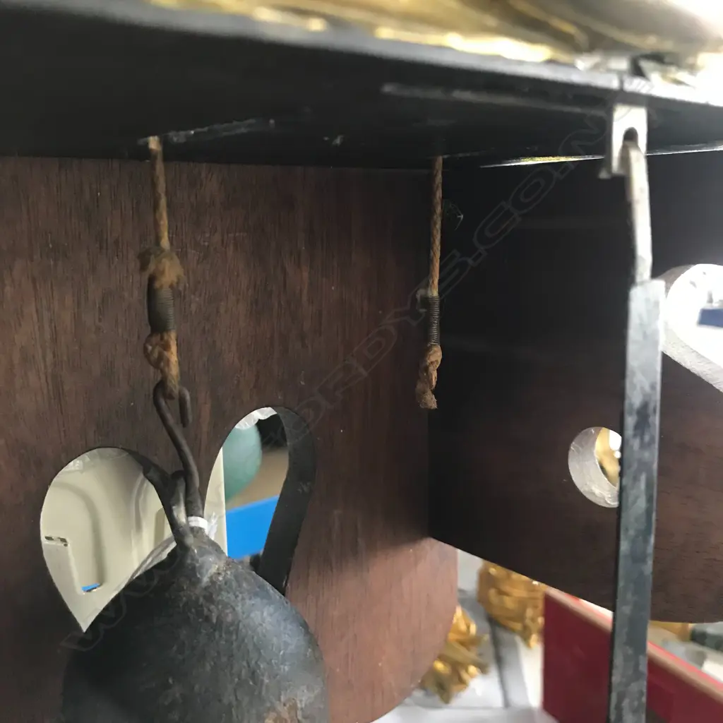 A French comptoise wall clock, Image 1++