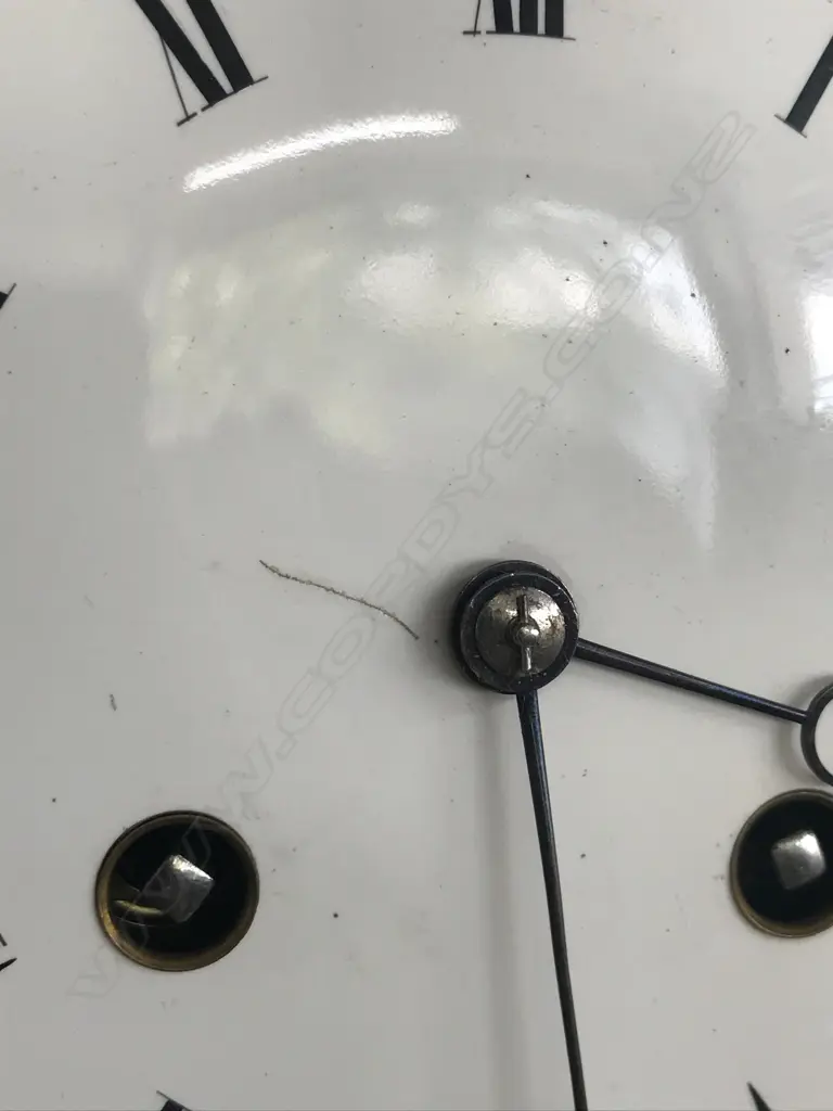 A French 19thC red tortoiseshell lacquer and boulle cut brass inlay mantel clock Image 1++