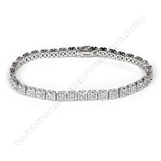 An 18ct white gold and diamond tennis bracelet