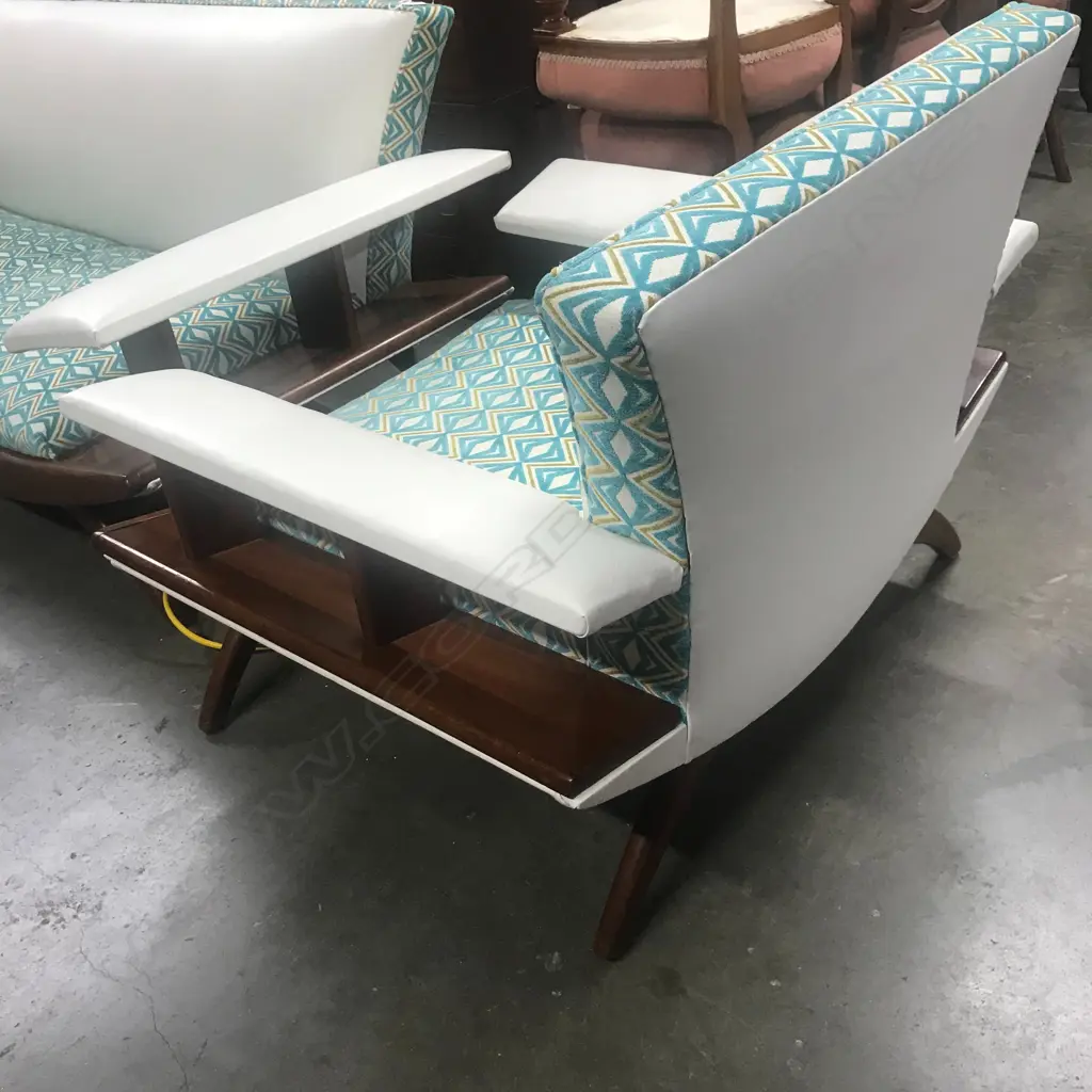 A 1955 McKenzie & Willis (Christchurch, NZ) three-piece 'banana' lounge suite Image 1++