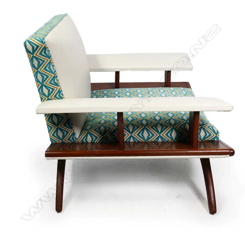 A 1955 McKenzie & Willis (Christchurch, NZ) three-piece 'banana' lounge suite Image 1++
