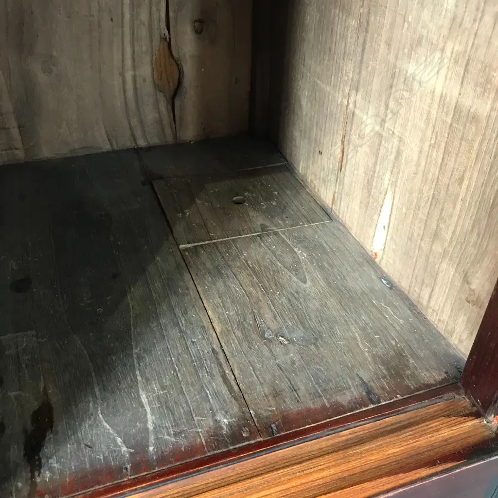 A rare kuruma dansu, wooden wheeled storage chest Image 1++