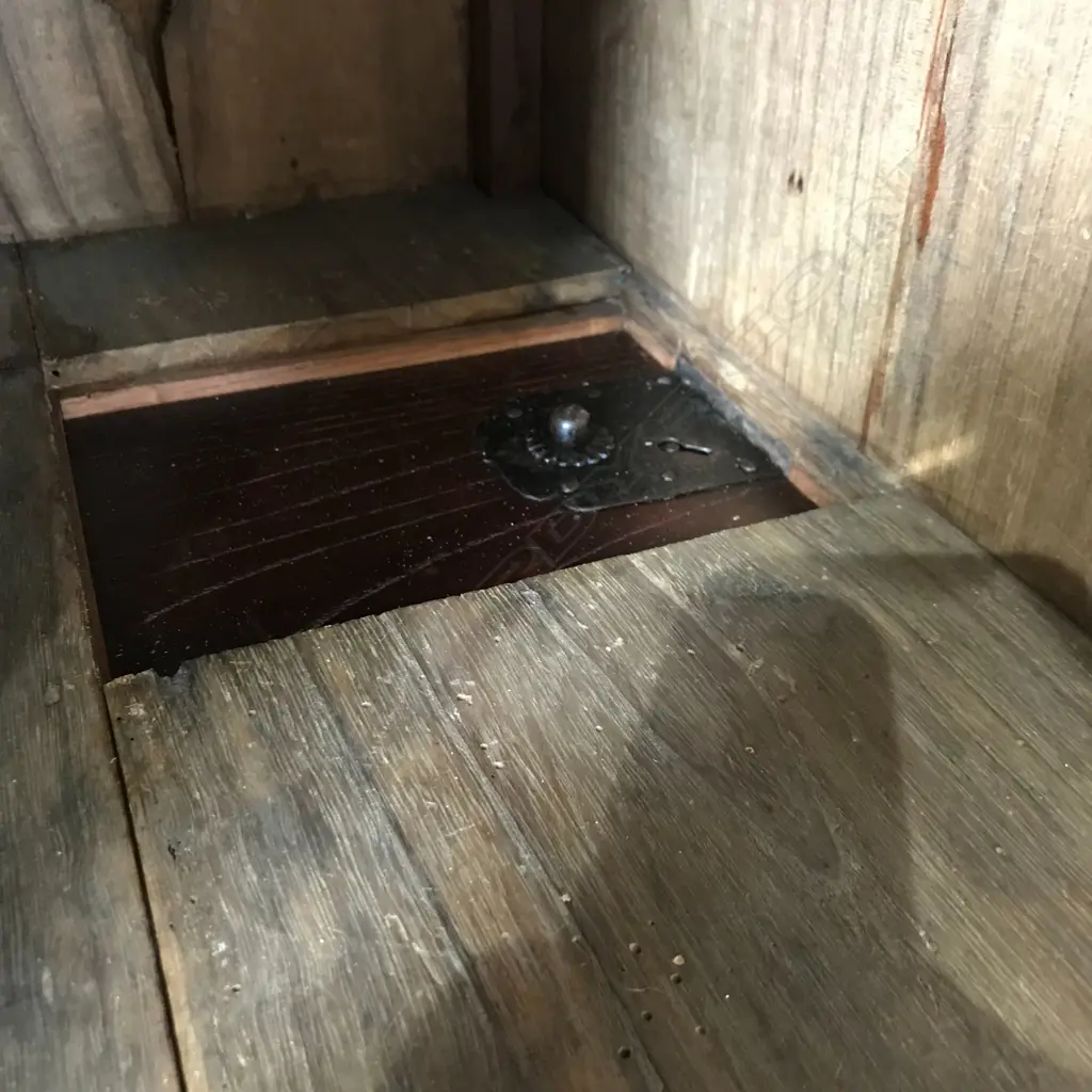 A rare kuruma dansu, wooden wheeled storage chest Image 1++