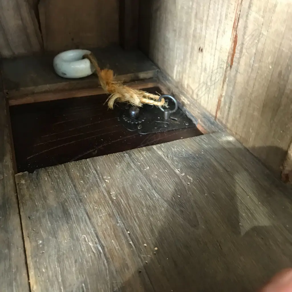 A rare kuruma dansu, wooden wheeled storage chest Image 1++