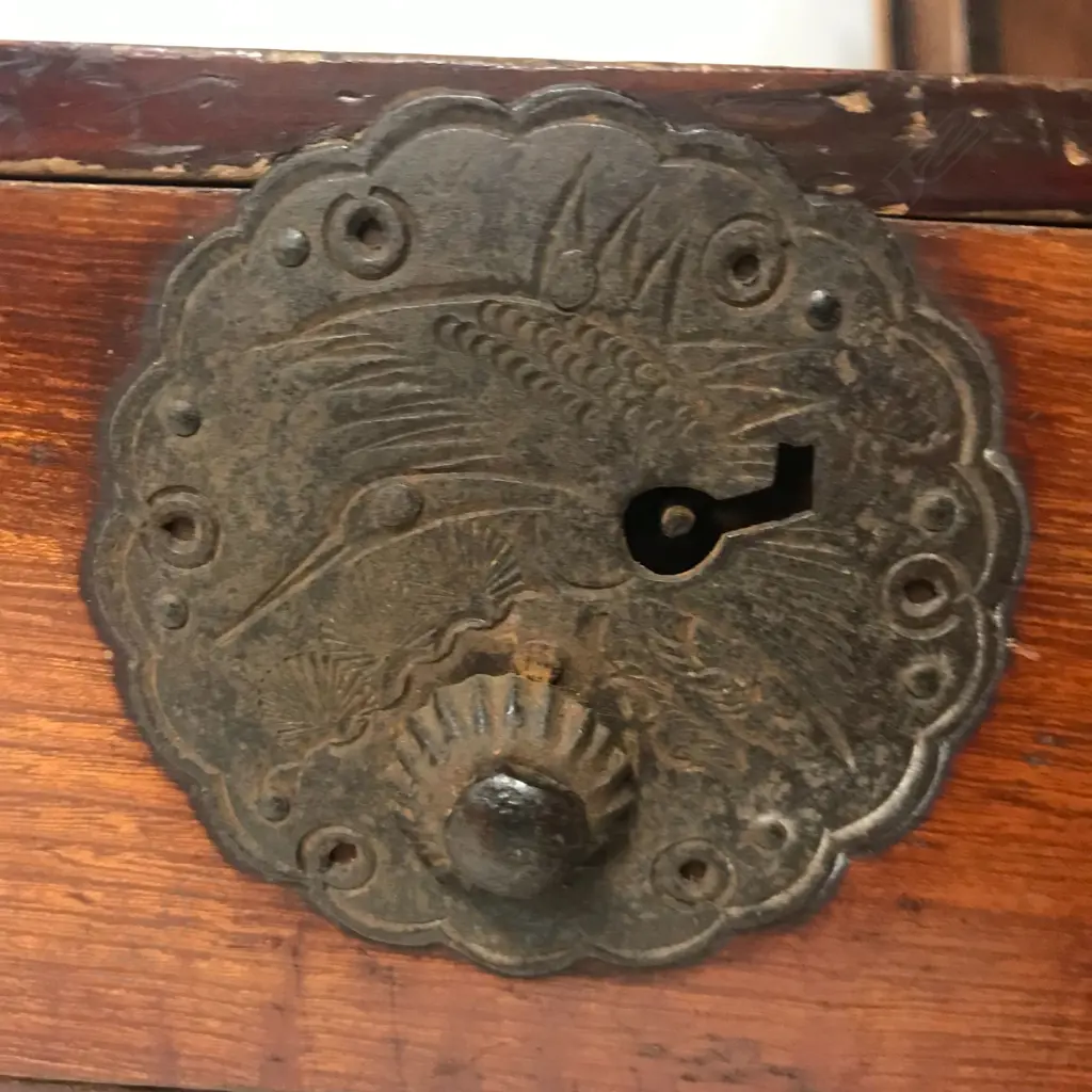 A c.1900 Japanese small tansu chest Image 1++