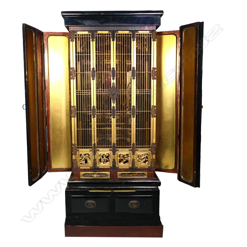 An early 20thC Japanese black lacquer cypress house shrine, Image 1++