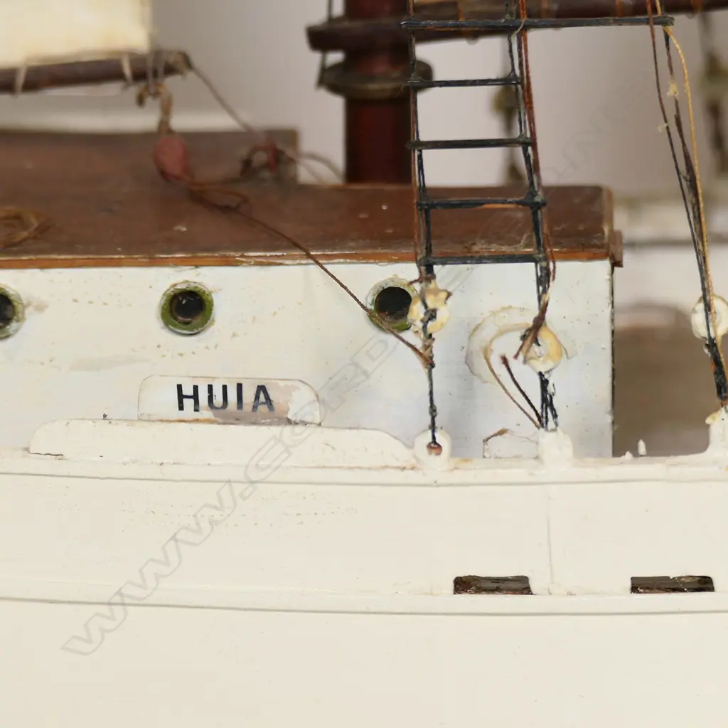 A model of the topsail schooner 'Huia', Image 1++
