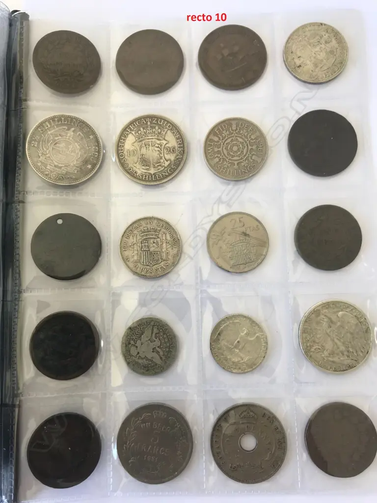 A vintage world coin collection, Image 1++