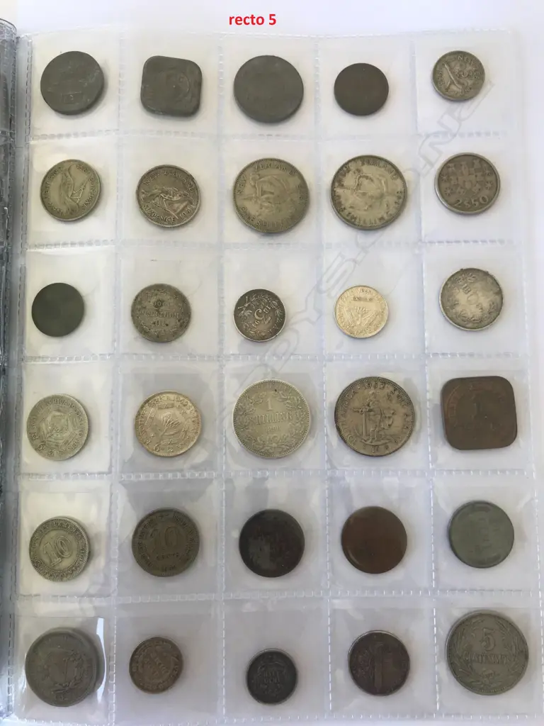 A vintage world coin collection, Image 1++