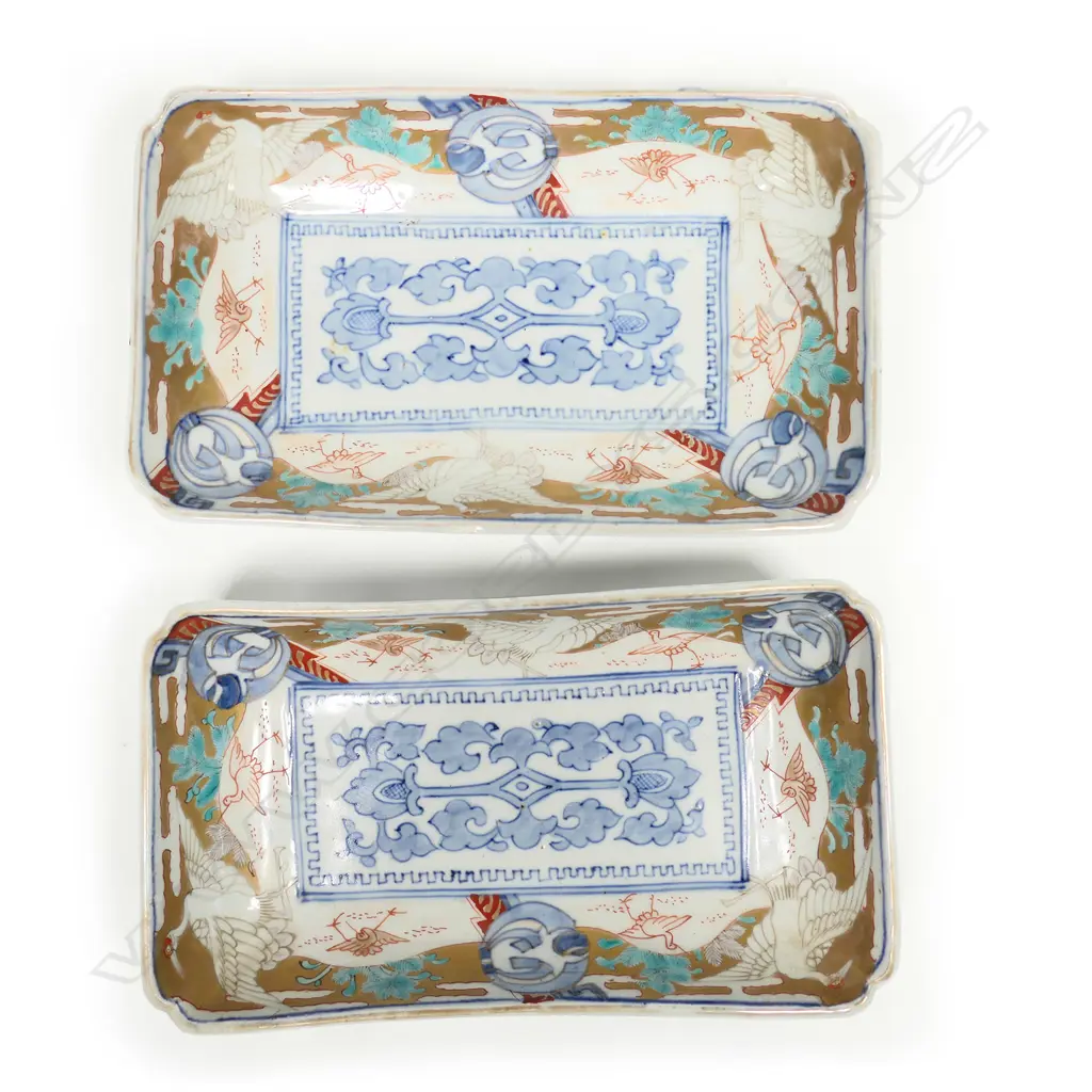 A pair of Japanese Meiji period Imari dishes, Image 1++