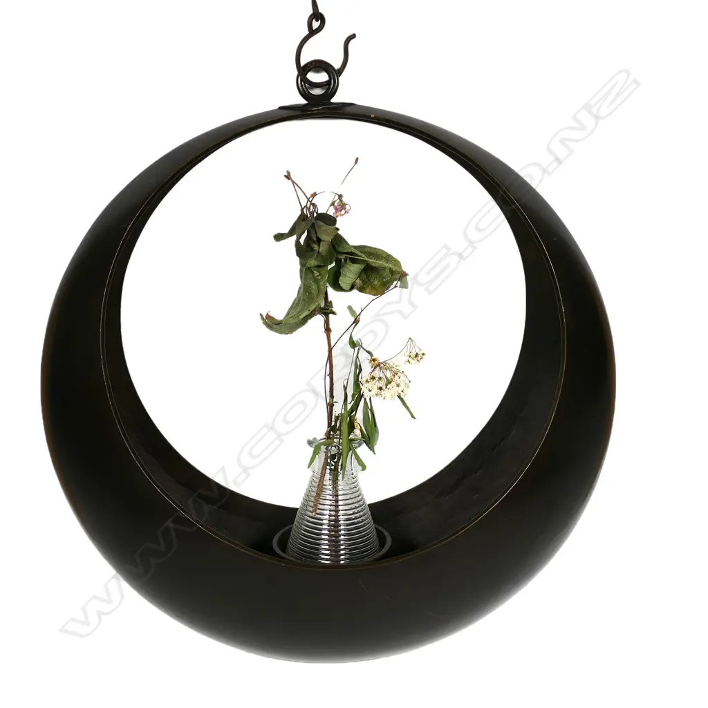 A rare and fine Japanese Meiji period bronze moon vase, Image 1++