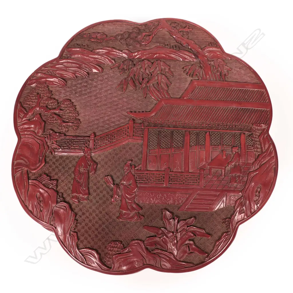A cinnabar lacquer box, Image 1++