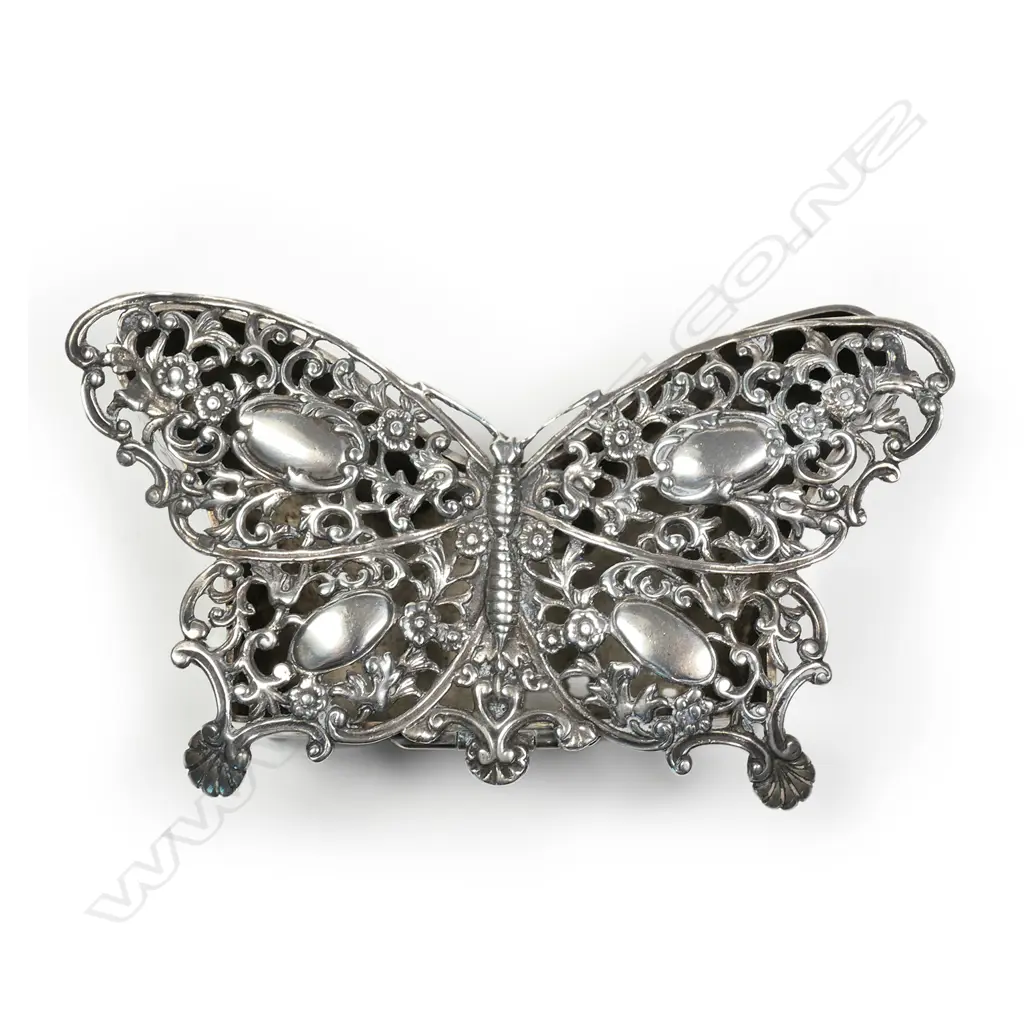 An uncommon early 20thC silver butterfly form trinket / potpourri box Image 1++