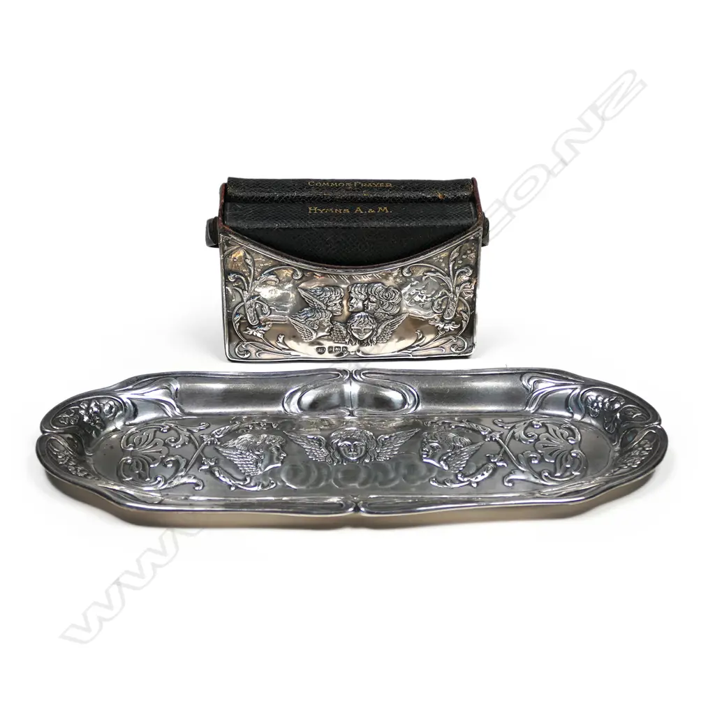 An Edwardian silver and leather prayer book holder, Image 1++