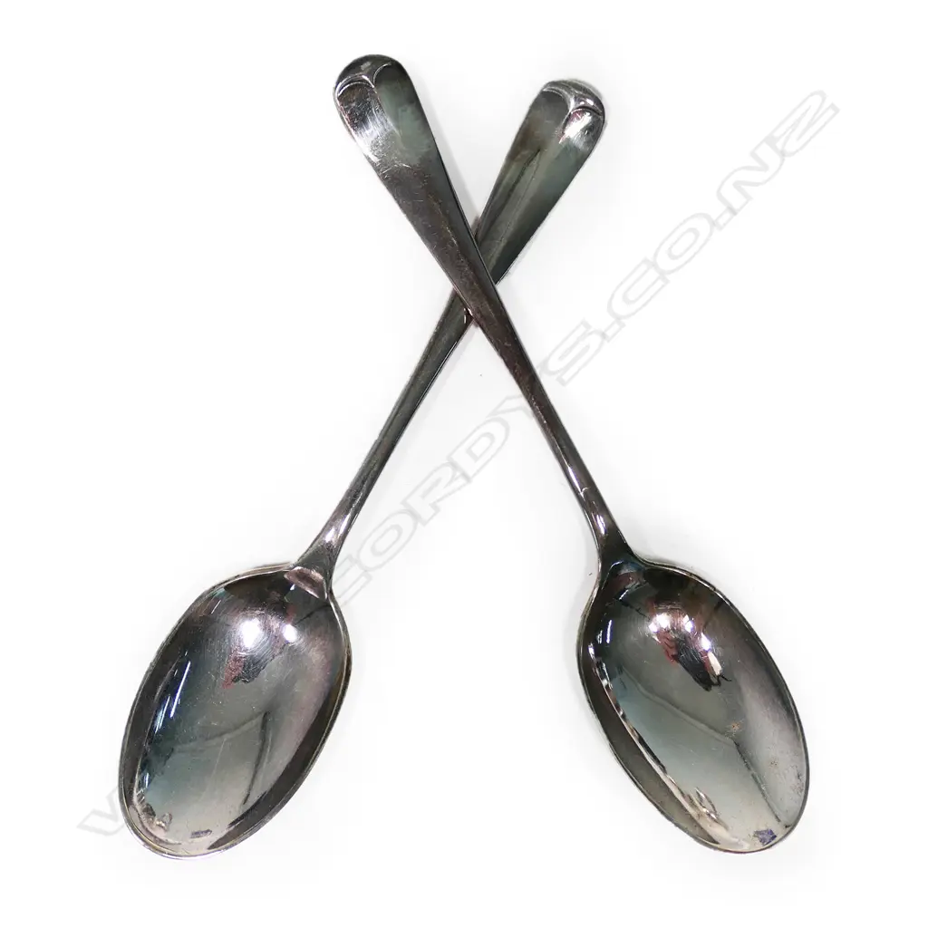 An early 1900s Royal Worcester and silver plate travelling tea set, Image 1++