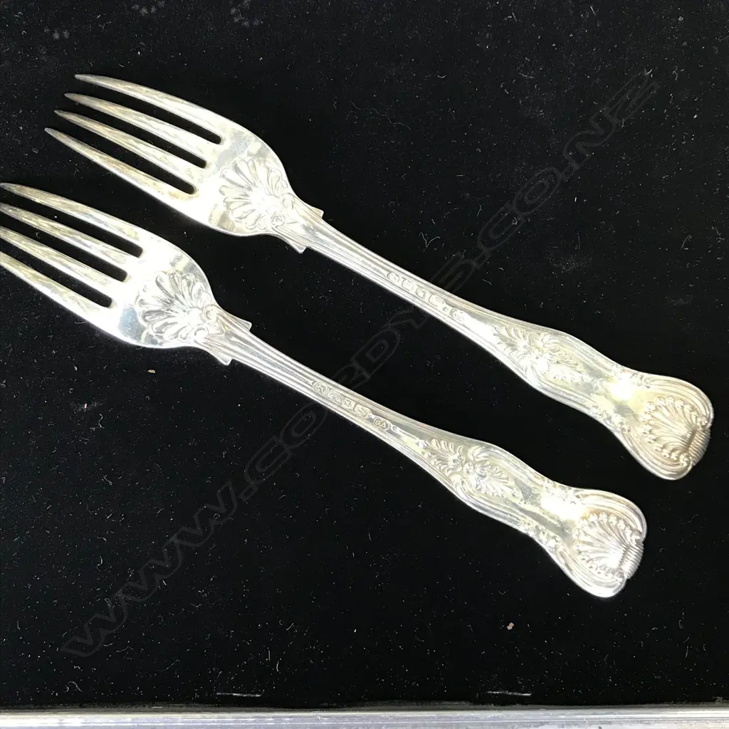 An impressive silver, King's pattern, twelve place, 108-piece cutlery service, Image 1++