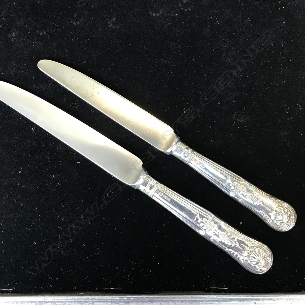 An impressive silver, King's pattern, twelve place, 108-piece cutlery service, Image 1++