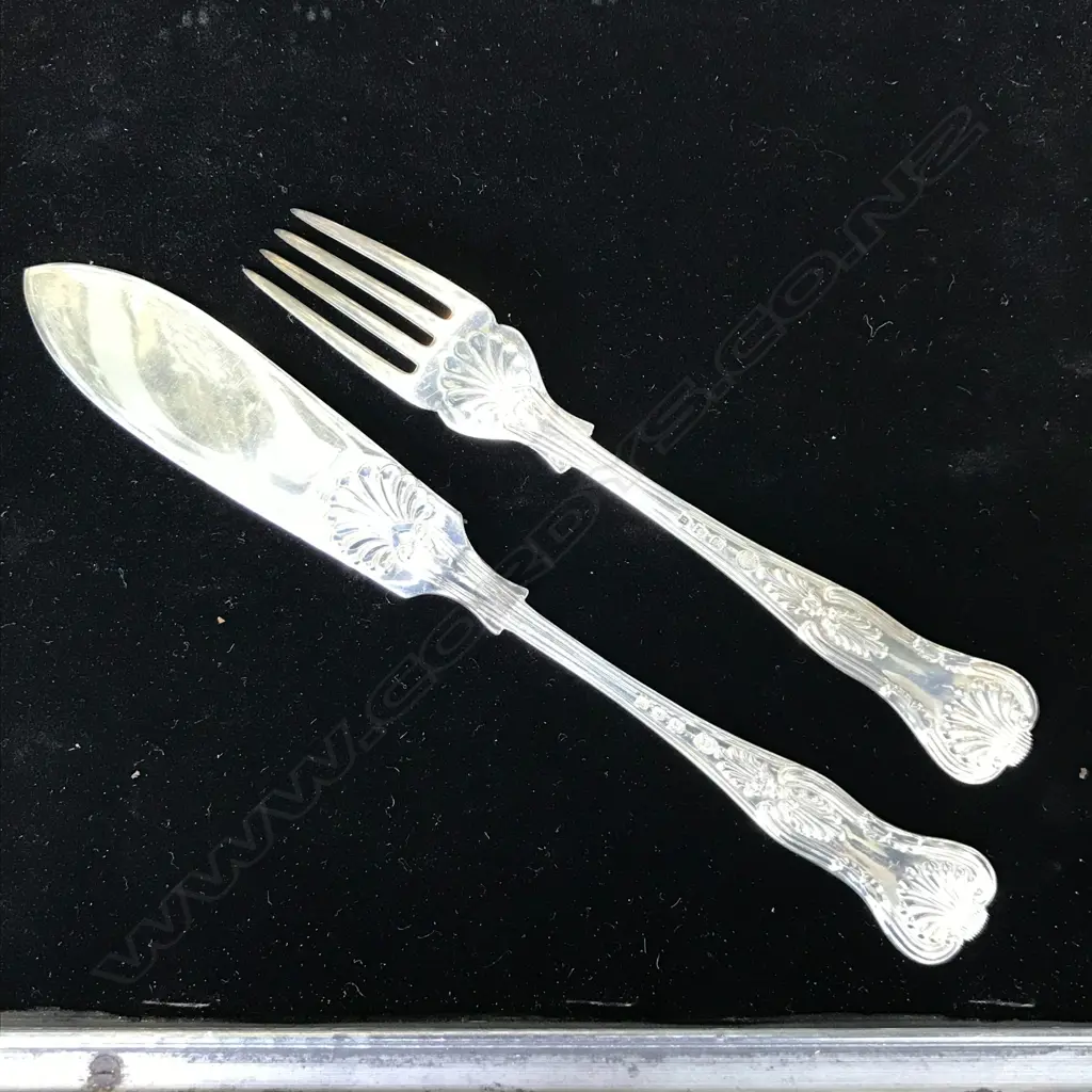 An impressive silver, King's pattern, twelve place, 108-piece cutlery service, Image 1++