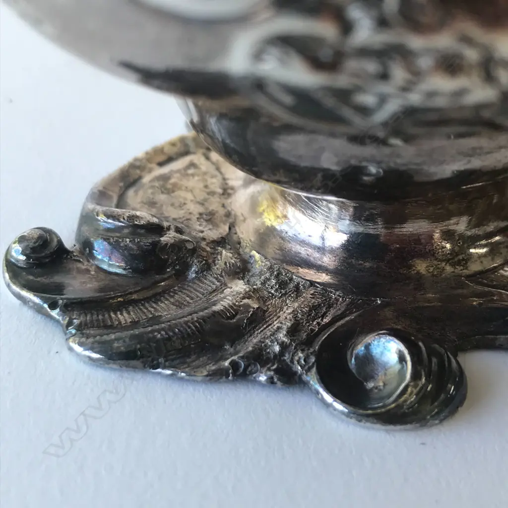 A rare George II silver creamer Image 1++