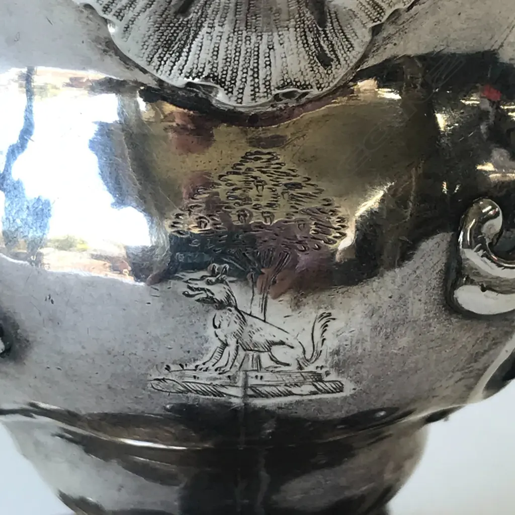 A rare George II silver creamer Image 1++