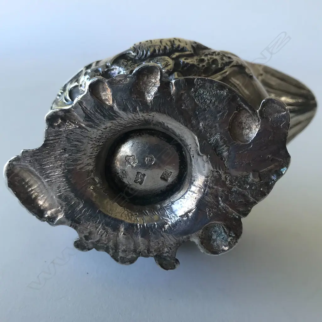 A rare George II silver creamer Image 1++