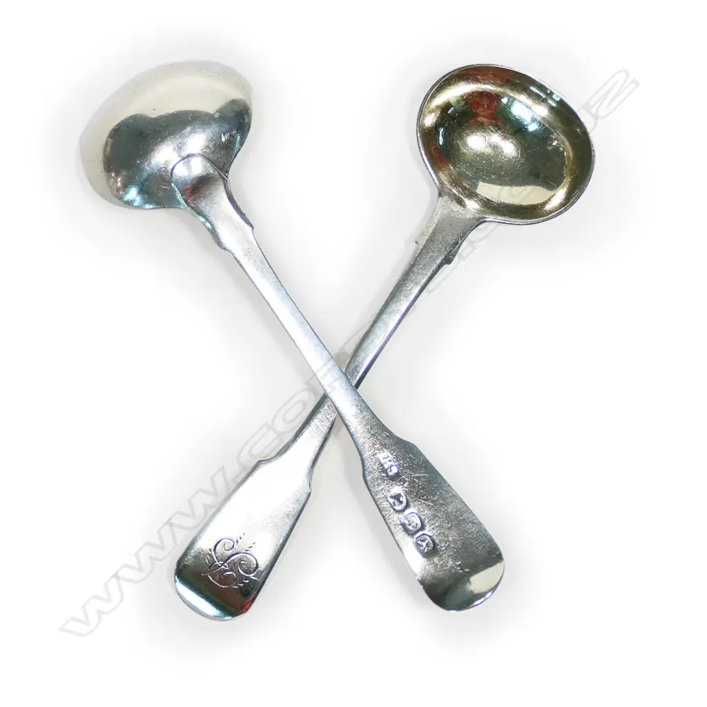 A pair of George III silver mustard spoons, Image 1++