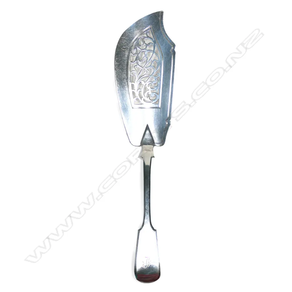 A William IV silver fish slice, fiddle pattern with pierced blade Image 1++