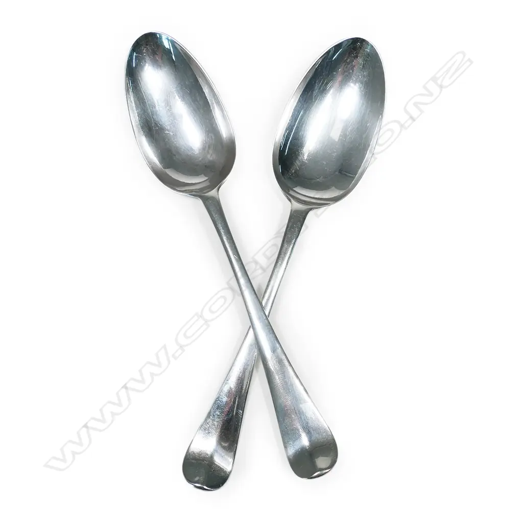 A pair of George III silver, Hanovarian pattern tablespoons, Image 1++