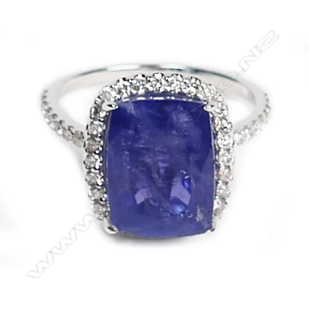 A 14ct white gold, tanzanite and diamond cocktail ring, Image 1++