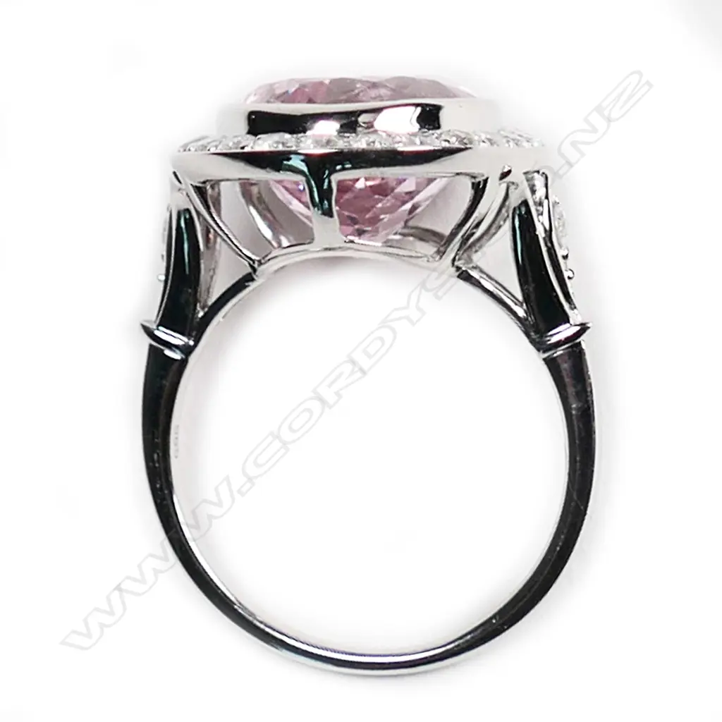 A 14ct white gold, morganite and diamond cocktail ring, Image 1++