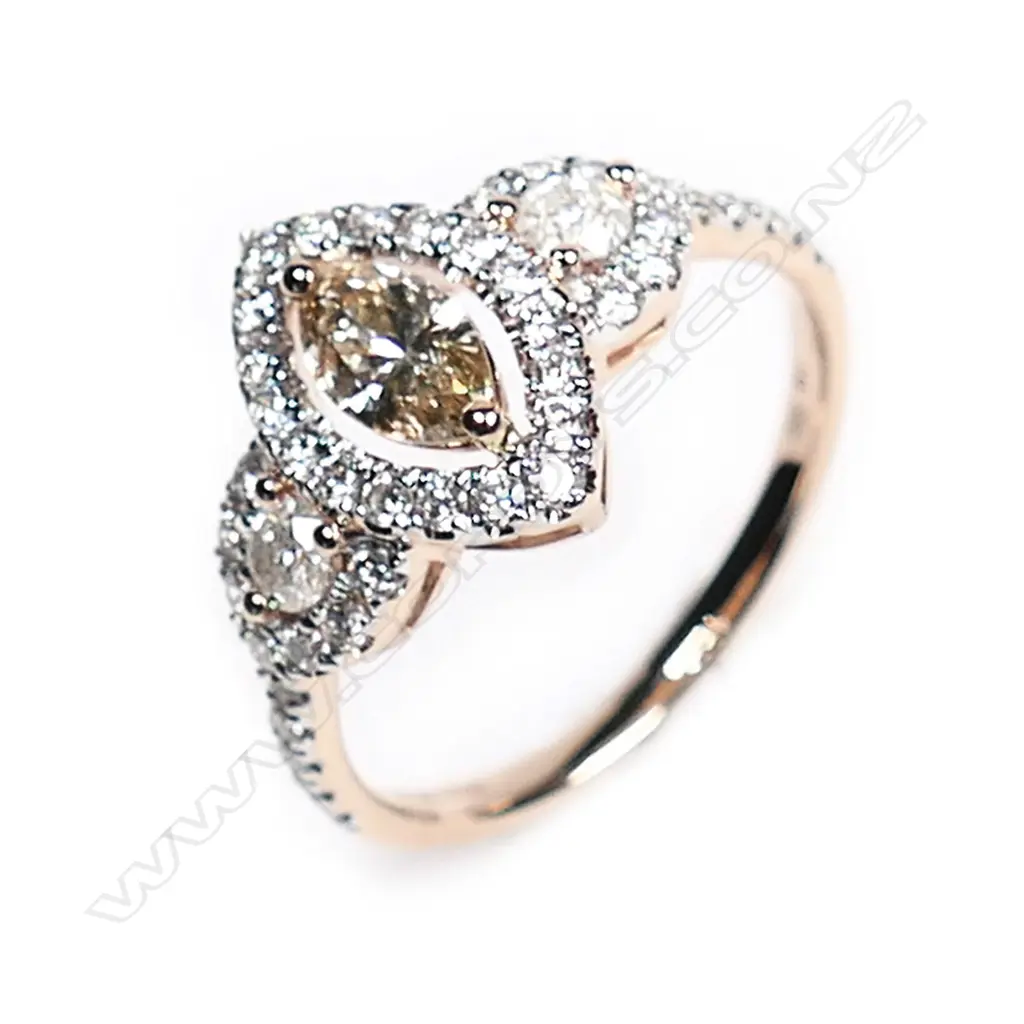 A 14ct rose gold and diamond antique style ring, Image 1++