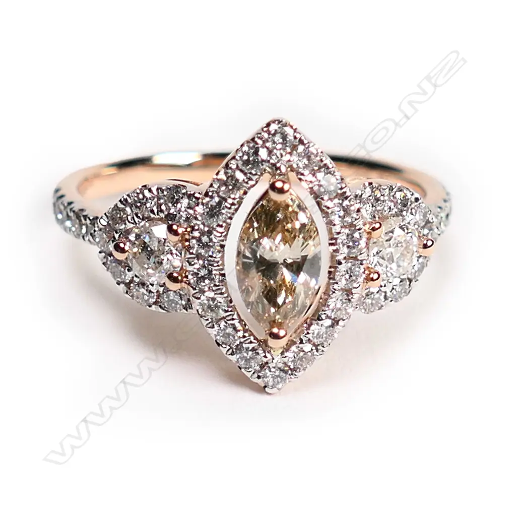 A 14ct rose gold and diamond antique style ring, Image 1++