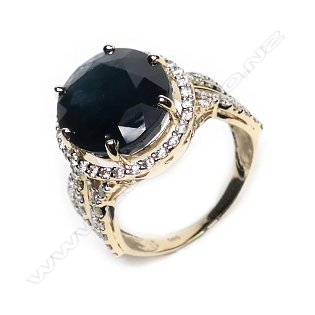 A 14ct gold, sapphire and diamond cocktail ring, Image 1++