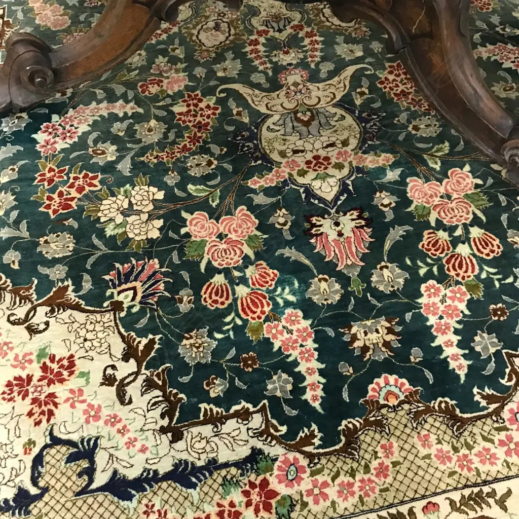 #A fine silk pile hand knotted Iranian Qum carpet Image 1++