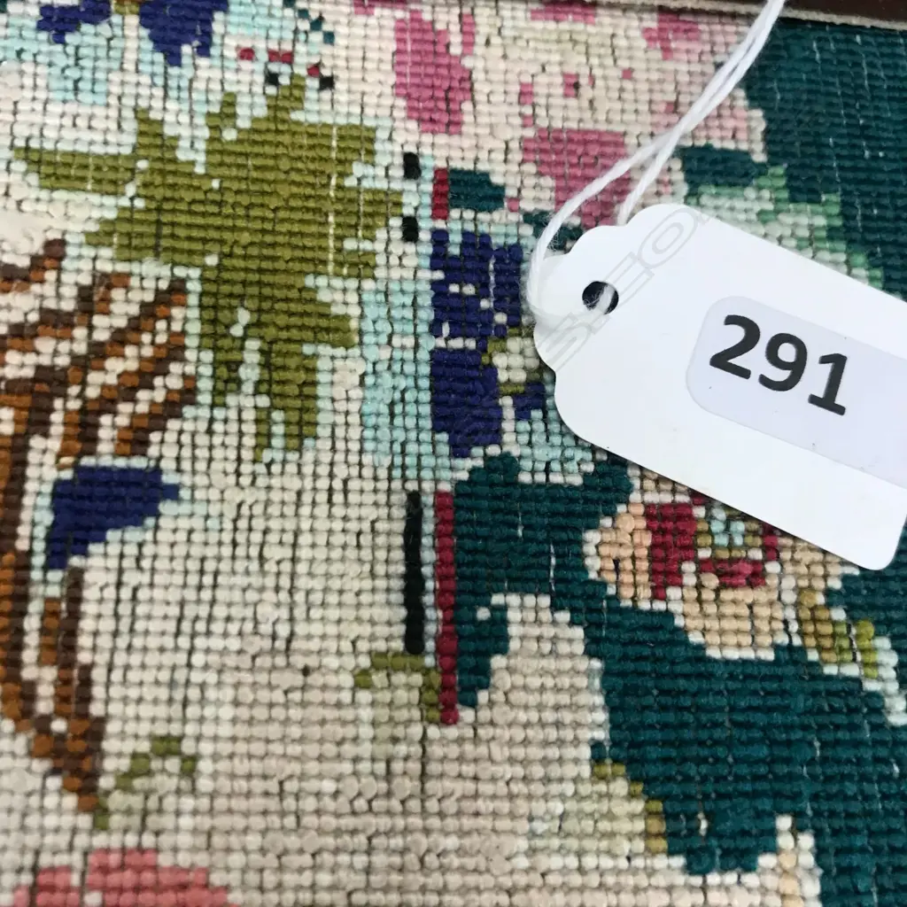 #A fine silk pile hand knotted Iranian Qum carpet Image 1++