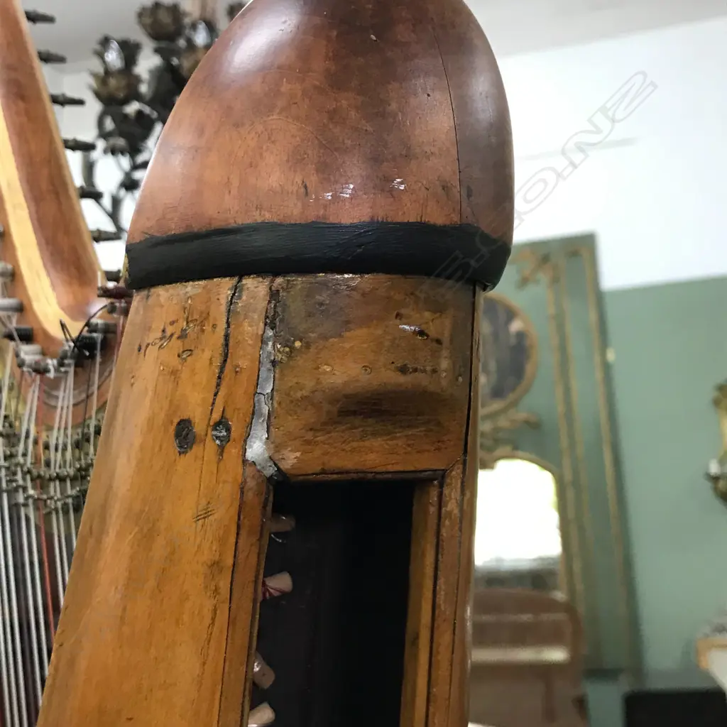A 19thC giltwood harp by Johann Andreas Stumpff (1769-1846), Image 1++