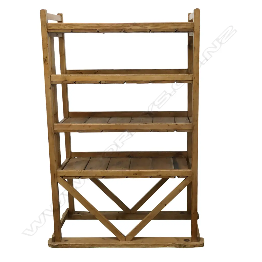 A 19thC country pine baker's rack, Image 1++