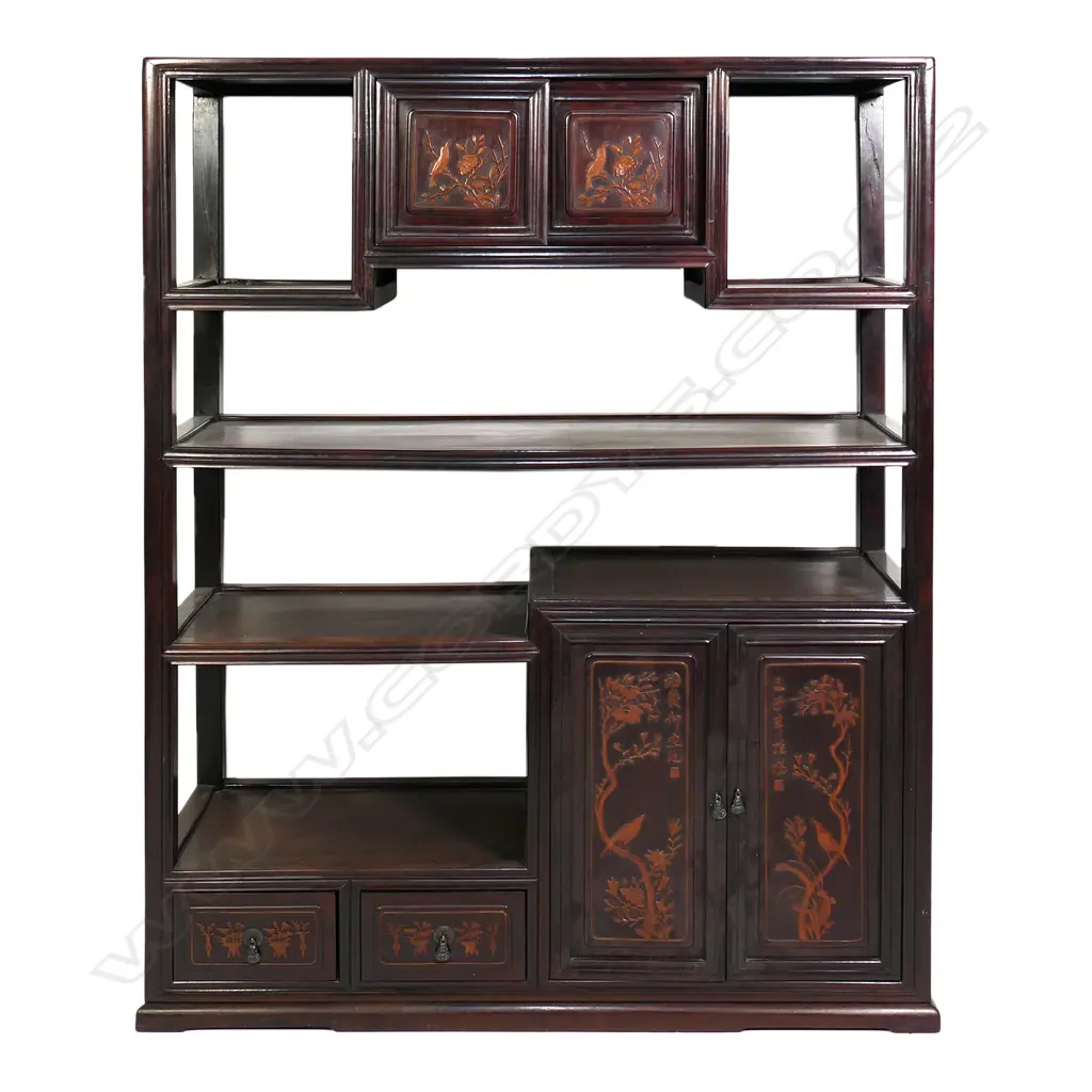 A vintage Chinese rosewood display cabinet, Image 1++