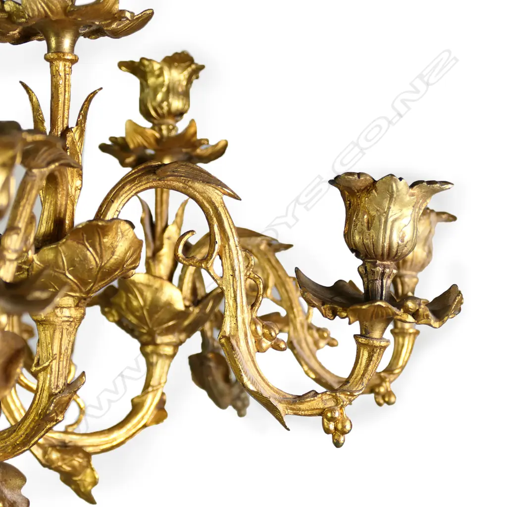 A highly ornate French gilded brass chandelier, Image 1++