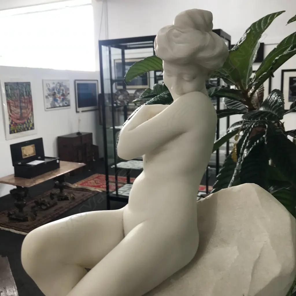 A quality carved marble 'Sea Nymph' figure by Ferdinando Vichi (1874-1945), Image 1++