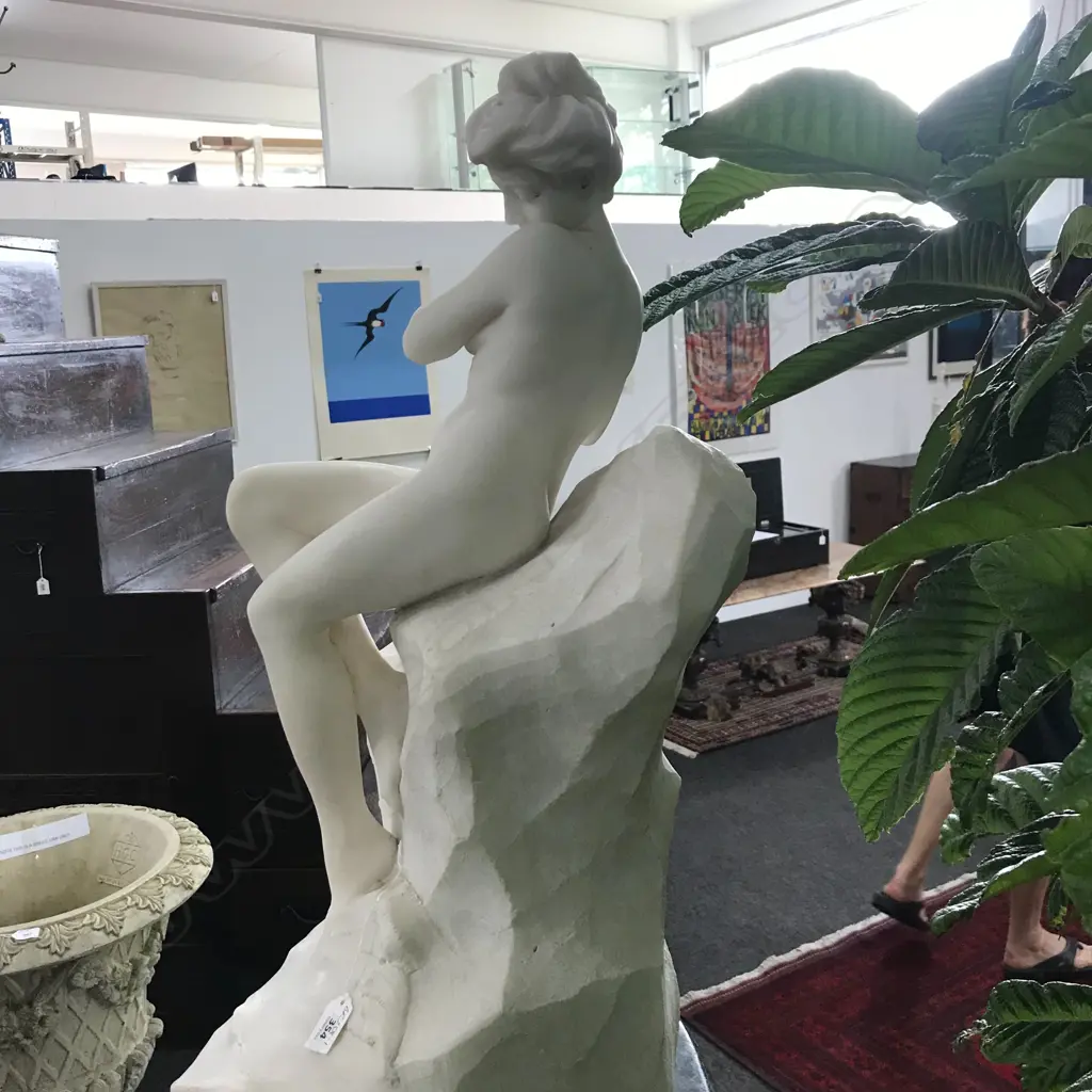 A quality carved marble 'Sea Nymph' figure by Ferdinando Vichi (1874-1945), Image 1++