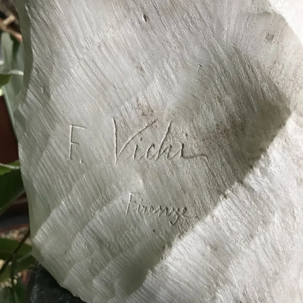 A quality carved marble 'Sea Nymph' figure by Ferdinando Vichi (1874-1945), Image 1++