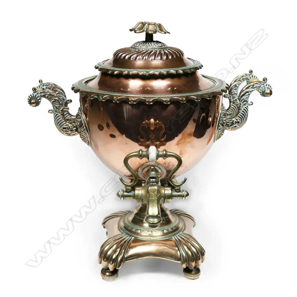 A Regency copper samovar, Image 1++