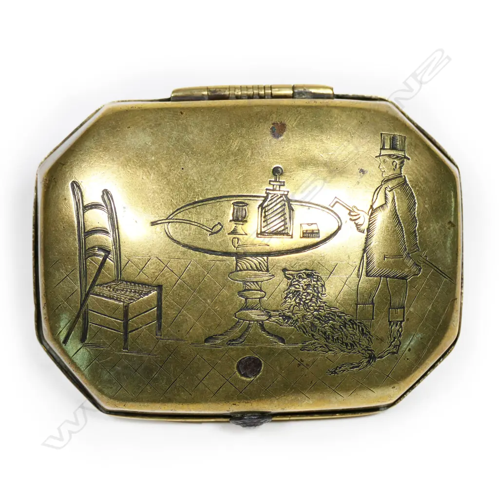 #A Georgian brass snuff box Image 1++