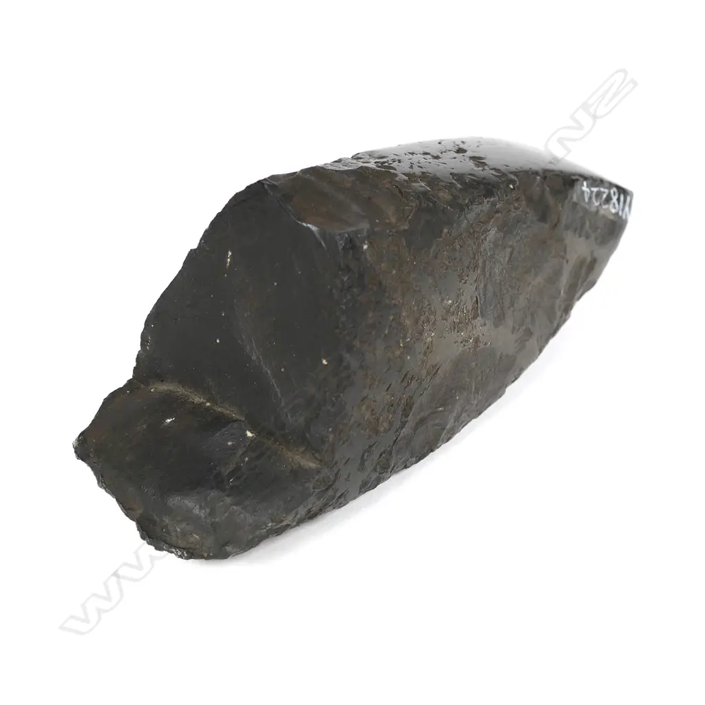 A pre–European Māori stone toki section, Image 1++