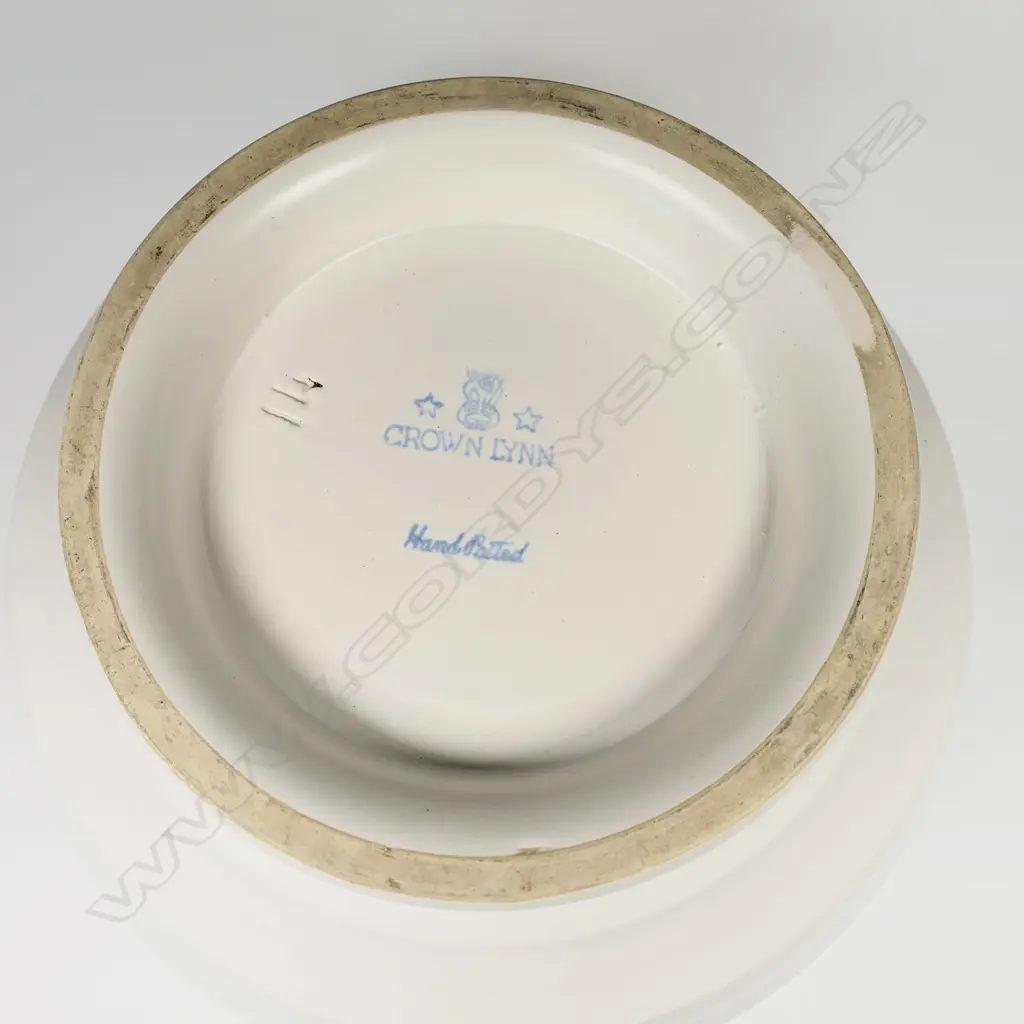 A largest sized Crown Lynn 'Hand Potted' shape 14, white glazed vase, Image 1++